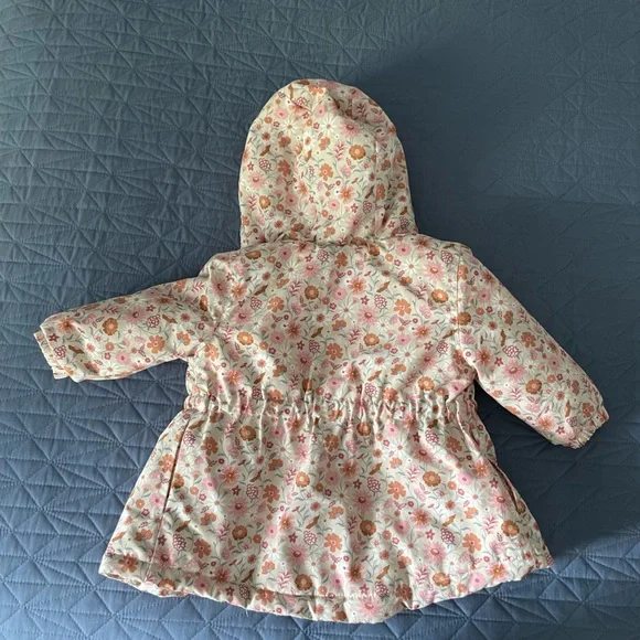 Kids Winter Jacket Size 1 - Picture 4 of 4